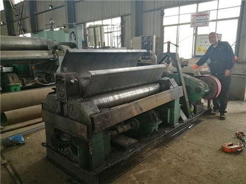 淺析錐體卷板機(jī)的凹模及凸模的圓角